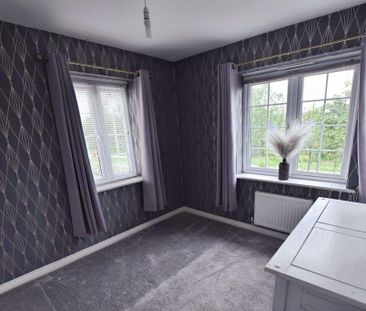 4 bedroom detached house to rent - Photo 5
