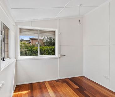 STUNNING 5-BEDROOM HOME FOR RENT - Photo 5