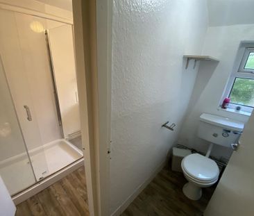 6 bedroom semi-detached house to rent - Photo 3