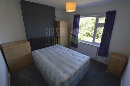 3 bedroom semi-detached house to rent - Photo 5