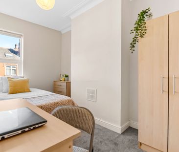 55 Headingley Avenue, Headingley, Leeds, LS6 3ER - Photo 5