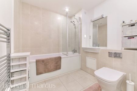 Bloemfontein Road, London - Photo 4