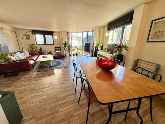 2 bedroom flat to rent - Photo 1