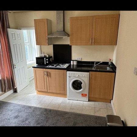 1 Bed Flat, Finchley Road, NW11 - Photo 3