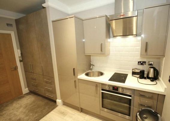 Studio to rent - Photo 1