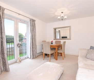 2 bedroom in Carina Drive, Wokingham - Photo 1
