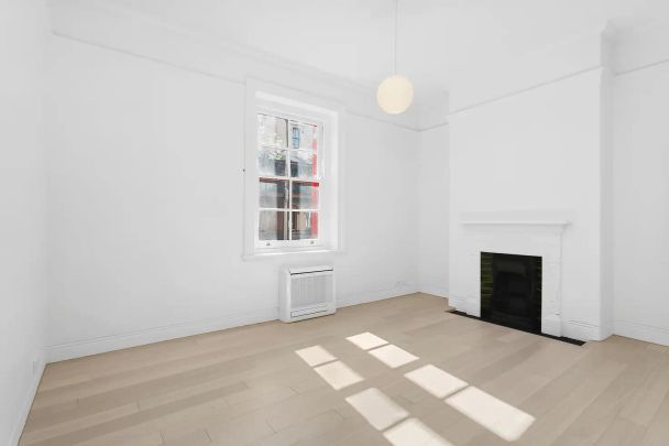 “Landmark apartment living steps from Walsh Bay and The Rocks | Unfurnished” - Photo 1