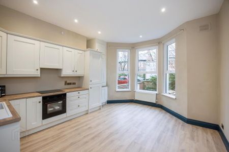 Apt 1, 48 North Parade, Belfast, BT7 2GG - Photo 2