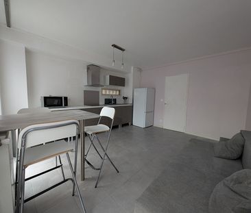 Location Appartement 2 pièces 35m² - Photo 1