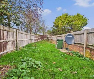 Hatfield Court, Calcot, Reading, Berkshire, RG31 - Photo 1