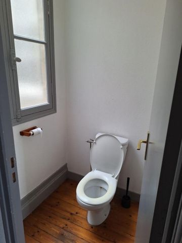 Location Appartement 2 pièces 41m² BORDEAUX 33800 - Photo 2
