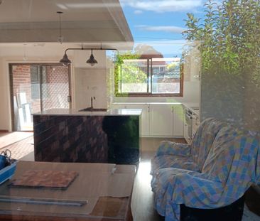 Blacktown - Photo 5