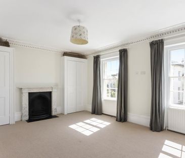 4 bedroom terraced house to rent - Photo 5