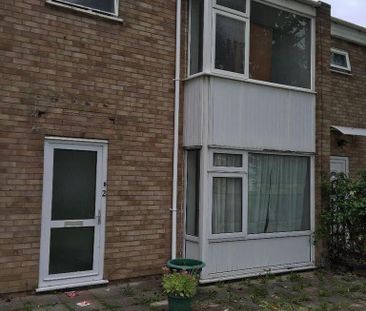 3 bedroom terraced house to rent - Photo 4