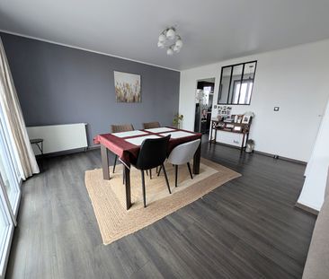 Location Appartement 3 pièces 72m² - Photo 2