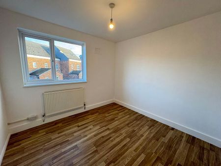 River Drive, South Shields , South Shields, Tyne and Wear, NE33 1TL - Photo 3