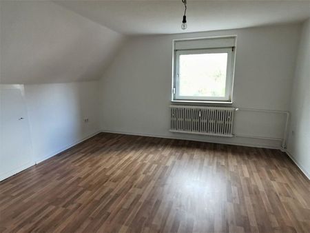 Günstige 2,5-Zimmer-Dachgeschosswohnung - Foto 5