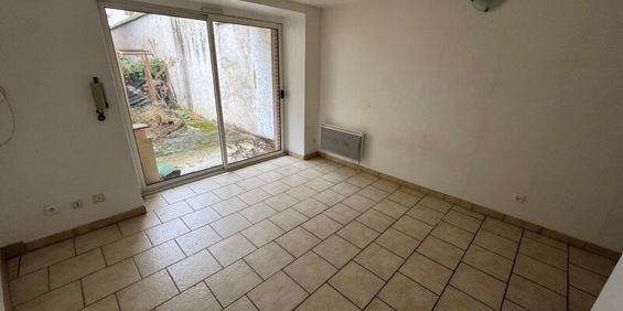 Location Appartement 1 pièce 15m² ORLEANS 45000 - Photo 3