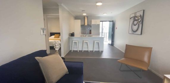 New Year New Home - Fully Furnished Apartment - Photo 2