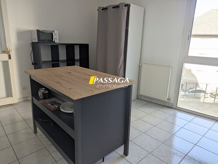 Location Appartement 1 pièce 21m² - Photo 5