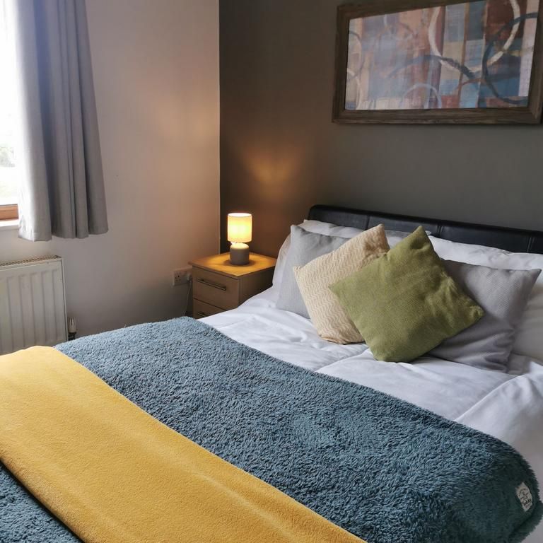 1 bedroom in a house share to rent - Photo 1