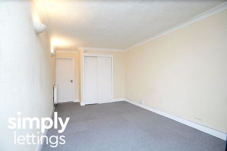 1 Bed property for rent - Photo 3