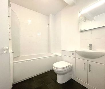 Poole Road, Bournemouth, BH2 - Photo 5