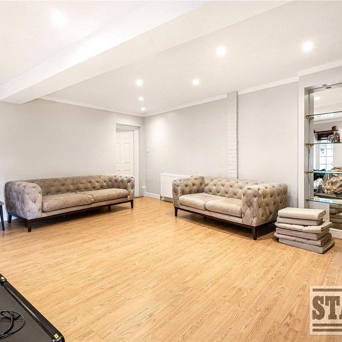 4 bedroom detached house to rent - Photo 1