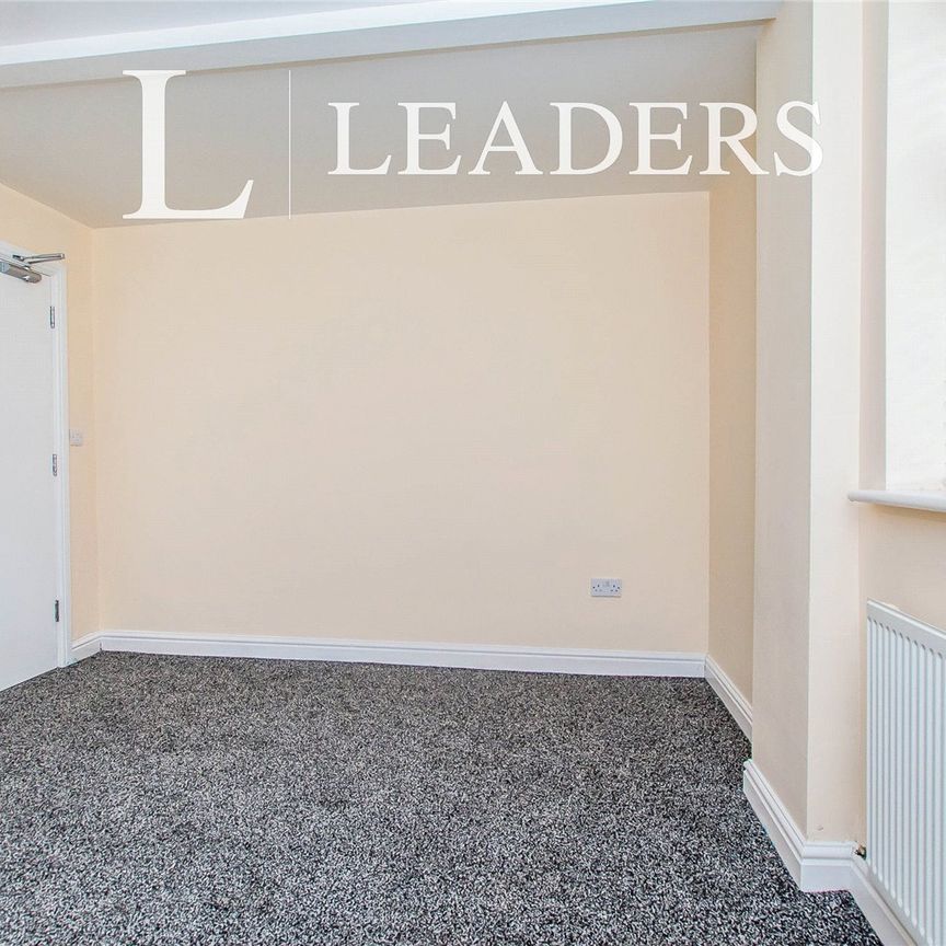 1 bedroom apartment to rent South Parade, Skegness, Lincolnshire, PE25 - Photo 1