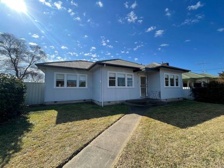 Quiet Comfort, Modern Simplicity - Photo 2