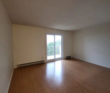 270 Brittany Drive — Unit 408 - Photo 2
