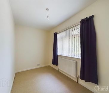 4 Loughview Drive, Belfast, BT6 0NU - Photo 4