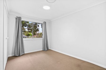 Perfectly Positioned Family Home in a Quiet Baulkham Hills Pocket | 6 Month Lease - Photo 4
