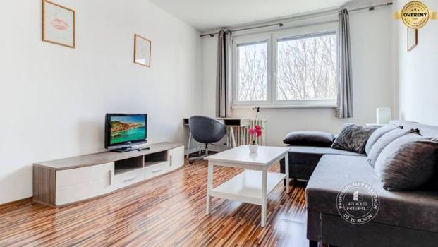 AXIS REAL | 2-izb. byt blízko Ekonomickej univerzity, Polereckého ul. - Photo 1