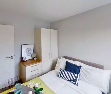 Flat 2 - Photo 2