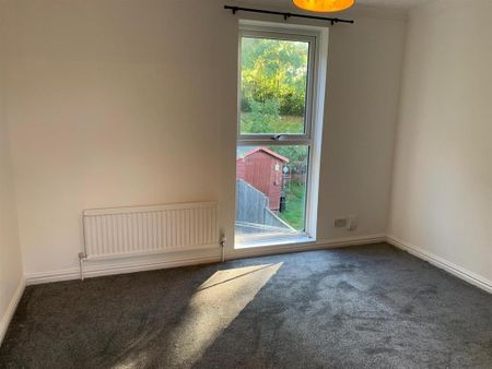 3 bedroom house to rent - Photo 4