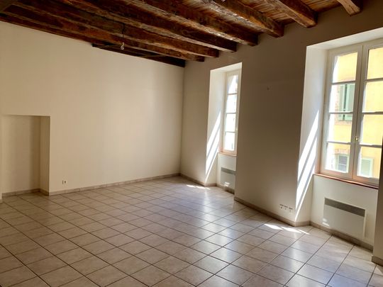 Location Appartement 3 pièces 69m² CAHORS 46000 - Photo 1