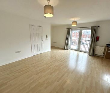 2 bedroom flat to rent - Photo 6