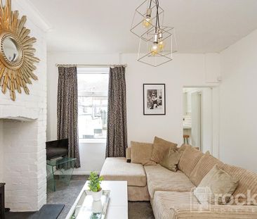 2 bedroom terraced house to rent - Photo 2