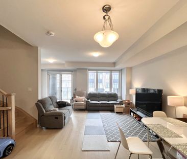 For Lease - 82 William Shearn Crescent, Markham, Ontario - Photo 6