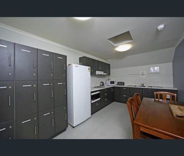5/56 King Street, Sandy Bay, Tas 7005 - Photo 2