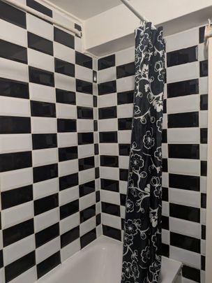 Room in a Shared Flat, Sandford Court, N16 - Photo 1