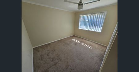 Family Home near the beach - Photo 4