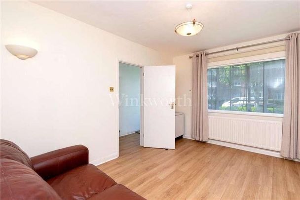 Ossulton Way, London, N2 - Photo 1