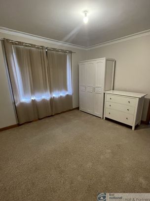 Comfortable 2-Bedroom Unit - Photo 1