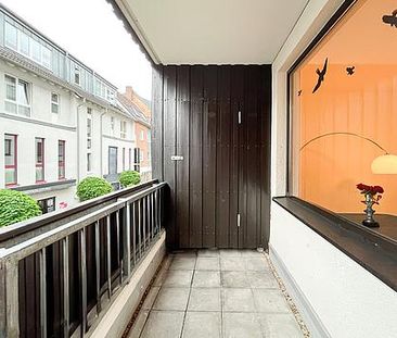 Moderne 3-Zimmer-Wohnung mit Aufzug im Herzen von Siegburg - Foto 1