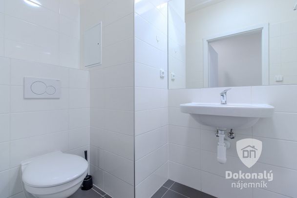 Pronájem bytu 1+kk 23 m² - Photo 1