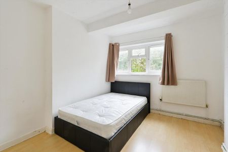 3 bedroom maisonette to rent - Photo 5