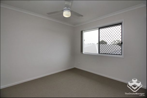 Large 3 Bedroom Townhouse avail: 16/11/2024 - Photo 1