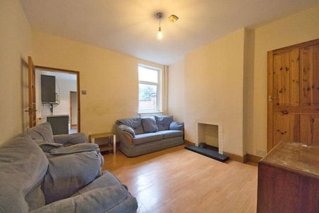 4 bedroom terraced house to rent - Photo 2
